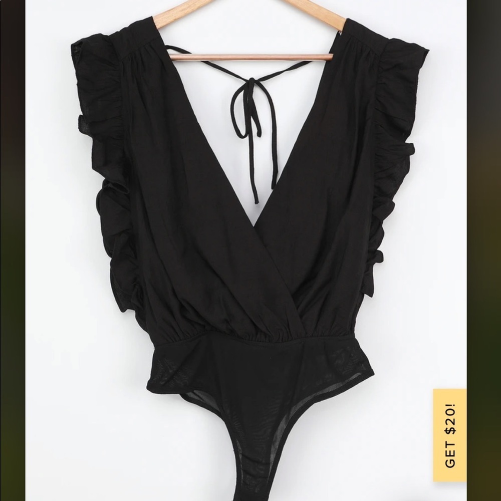 NWT Lulus ‘Smile Awhile’ Bodysuit